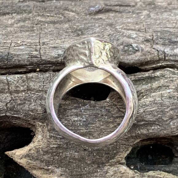 Sterling Silver and Clear Quartz Ring by RCI Size 5 Hammered Band - Picture 4 of 6